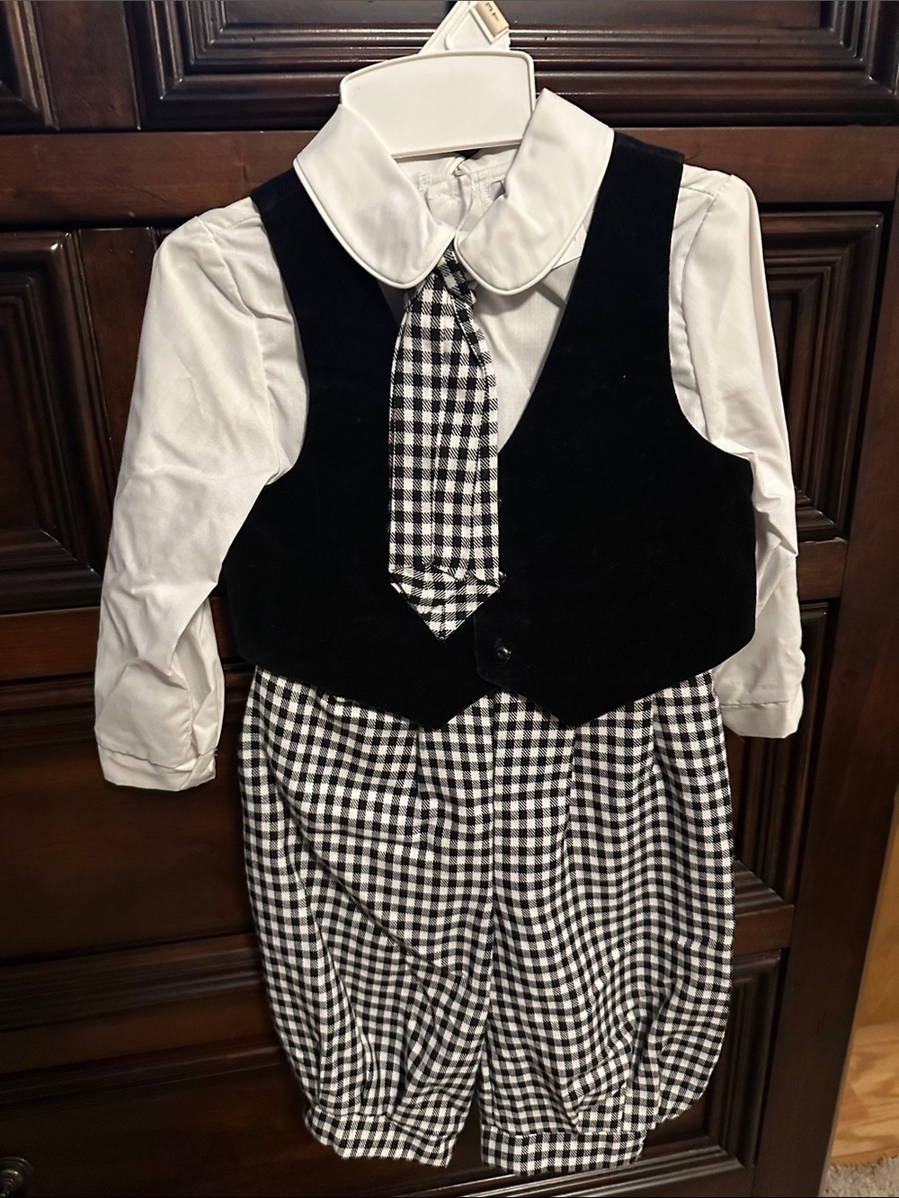 Black & White Checkered Boys Knickers, Tie and Vest Outfit